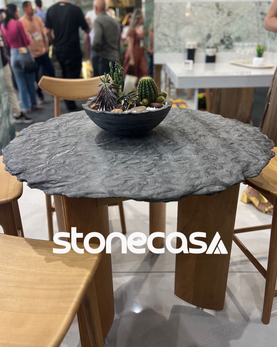 Pedras brutas ganham força na decoração | Blog Stone Casa® — Pedras Naturais Eco-Friendly pedras-brutas-na-decoração